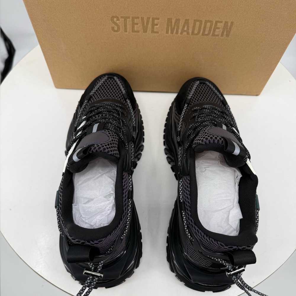 Steve Madden Baries Sneakers Black White Chunky Dad Shoes Tech Runner Streetwear - Picture 4 of 13